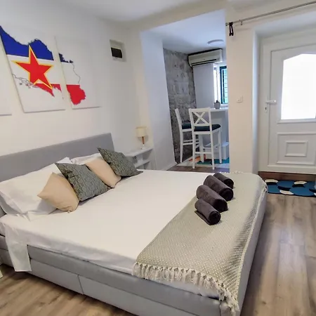 Apartman Cool By The Palace Split